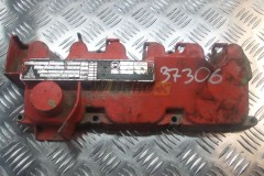 Cylinder head cover  F3M2011