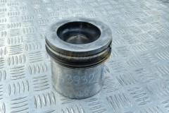 Piston  BF4M1013